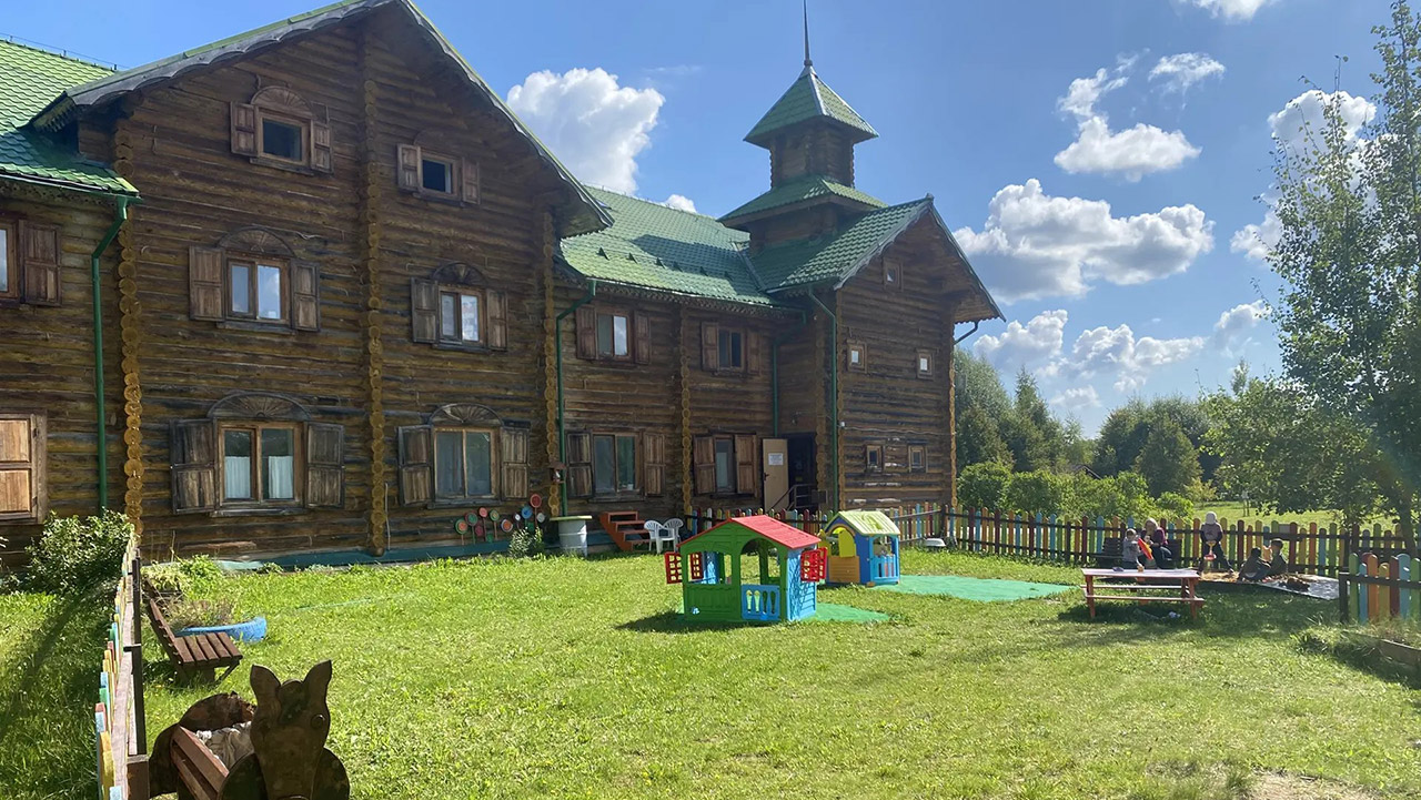 Уличная площадка общий вид